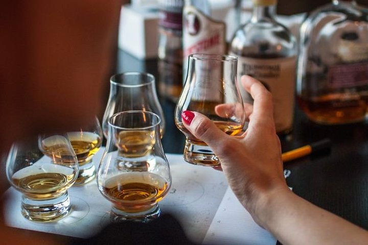 Legendary Northern Distilleries Tour - Photo 1 of 6